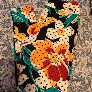 EUC Cute Lularoe leggings